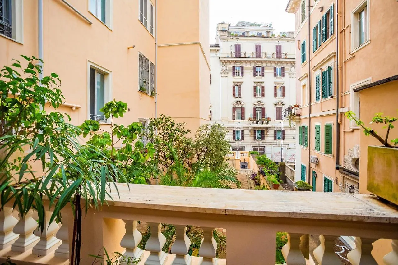 Colosseum Classy Roman Home 0*, Rome Italy