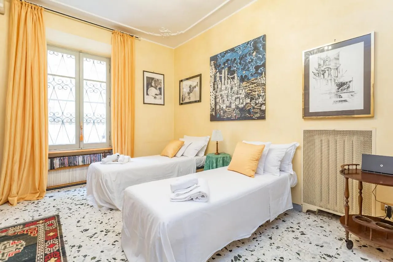 Colosseum Classy Roman Home Apartment