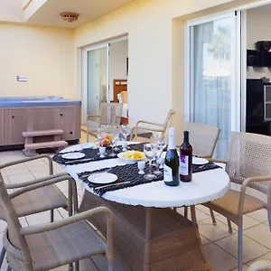  Apartment Malibu Mansions By The By Alfresco Spain